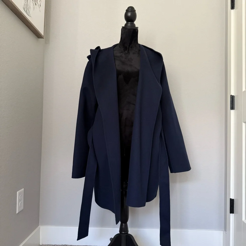 St. John Blue Hooded Wool & Cashmere Wrap Coat in Size Large - Picture 7 of 8